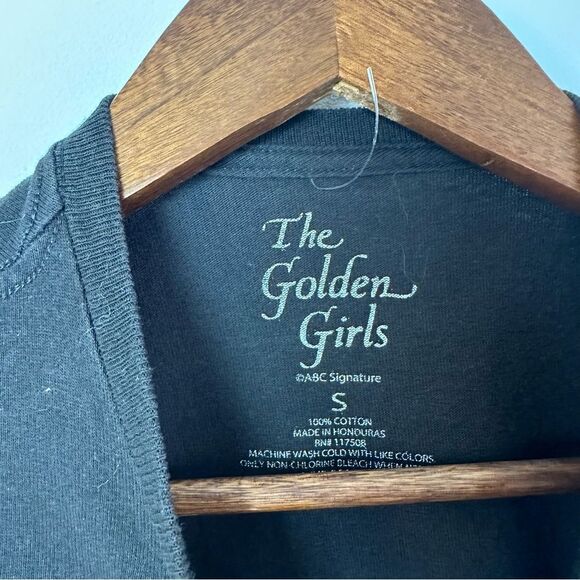 Queens The Golden Girls Pride Short Sleeve Graphic Tee Black T-Shirt Rue21 Small - Picture 4 of 6